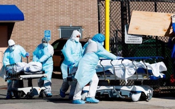 EE UU: más de 150 mil muertos y la Fed alerta