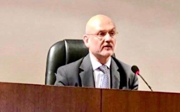 Reclaman que sea separado del cargo un fiscal general