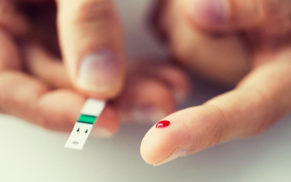Expertos advierten por los peligros de la diabetes mal controlada
