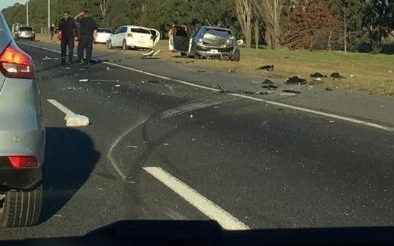 Las muertes viales cayeron en el semestre de 16 a 5 diarias