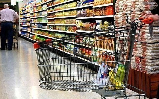 Las ventas en supermercados crecieron apenas 1% interanual