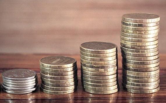 La recaudación subió 43,7% y por primera vez le ganó a la inflación
