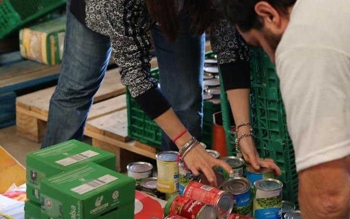 Se realizó una nueva jornada solidaria en         la plaza Moreno