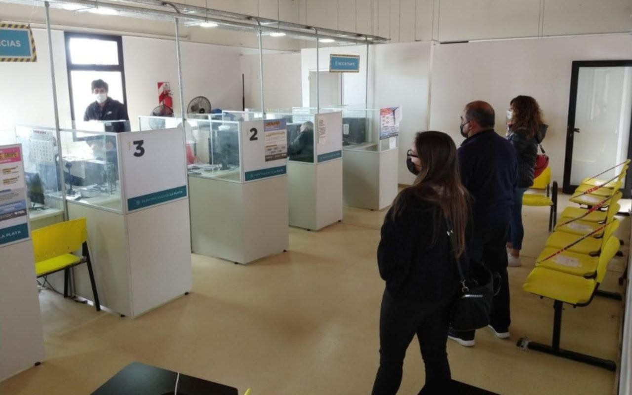 Piden mejoras para hacer los trámites de las licencias de conducir