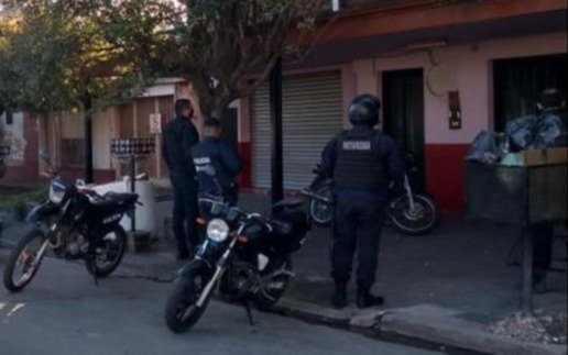 Cayó “El Gordo Cris”, acusado de asaltar a un playero en 19 y 72
