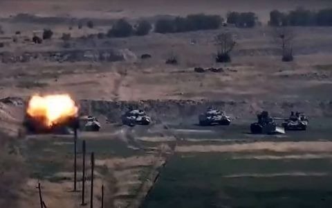 Rusia dispuesta a ayudar a Armenia en el conflicto bélico con Azerbaiyán