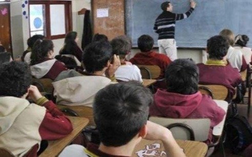 Buscan aprobar ayuda estatal para las escuelas privadas
