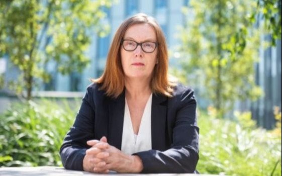 Sarah Gilbert sobre las vacunas: “debemos esperar a la fase 3”