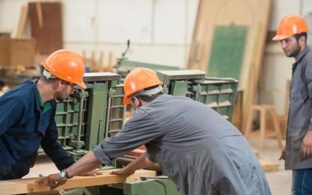 Cayó 2,1% el empleo industrial y acumula 55 meses de retroceso