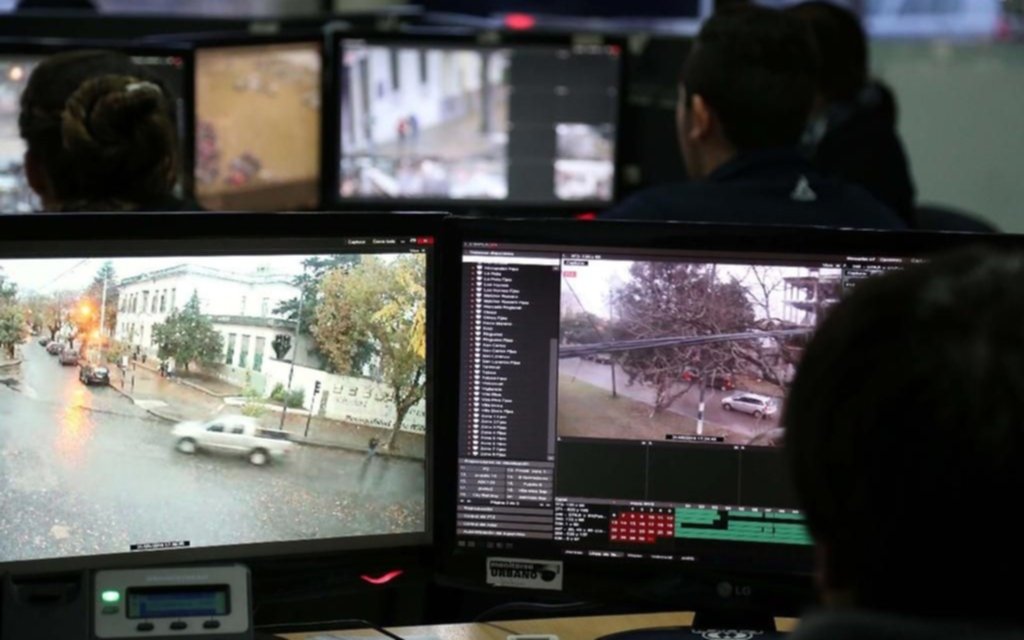 Piden informes por la seguridad privada en la Municipalidad platense