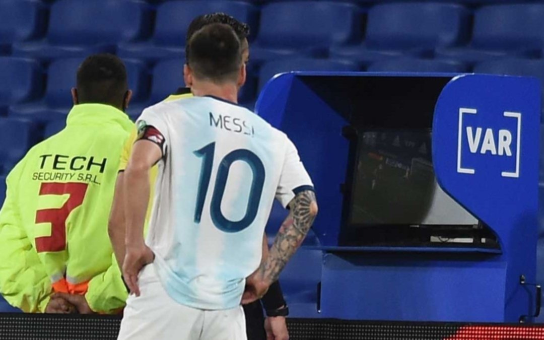 El VAR amargó a Messi