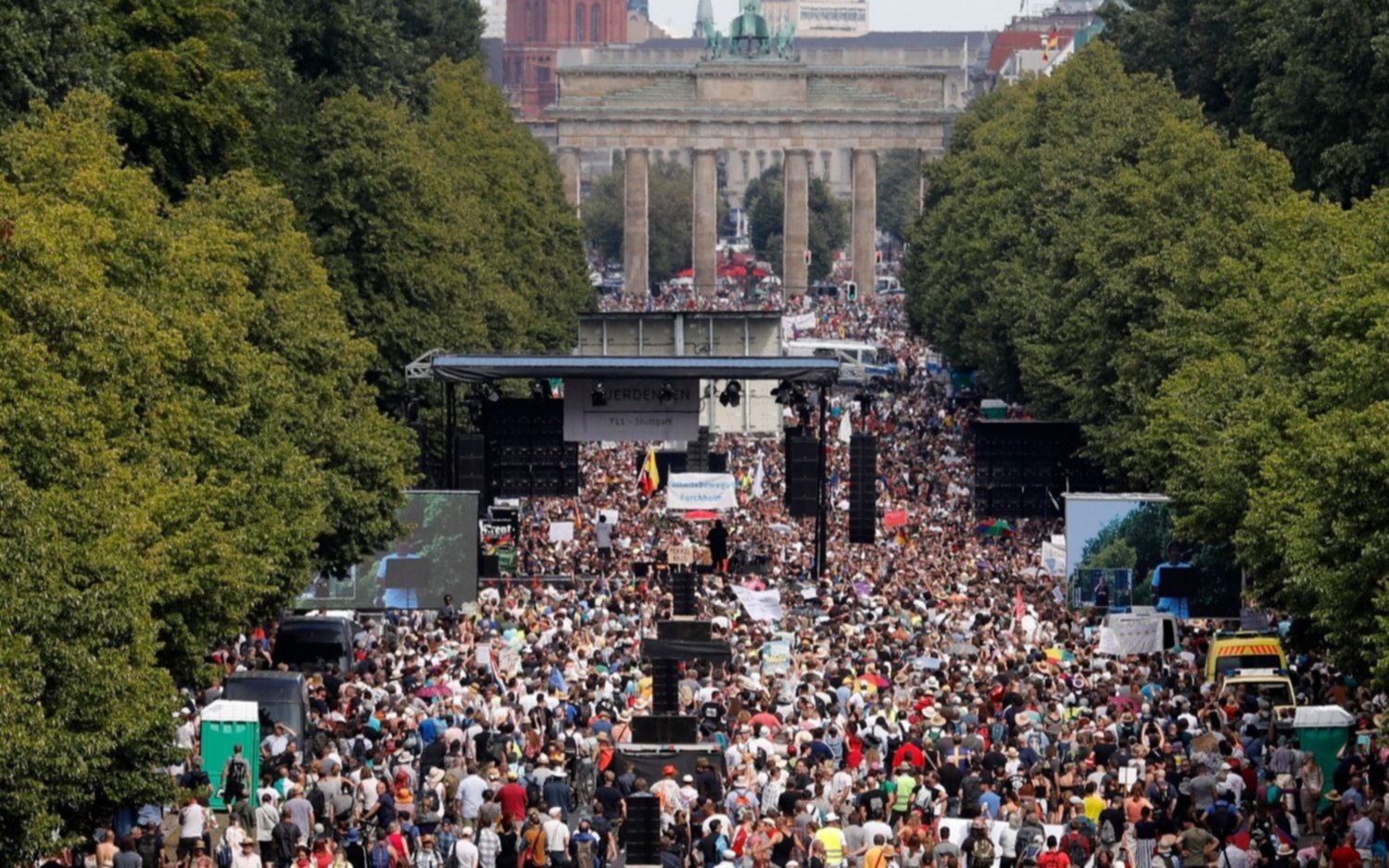 Protestas en Europa contra nuevas restricciones