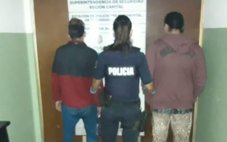 Cayeron una trans, su “custodio” y un cliente con cocaína en la Zona Roja
