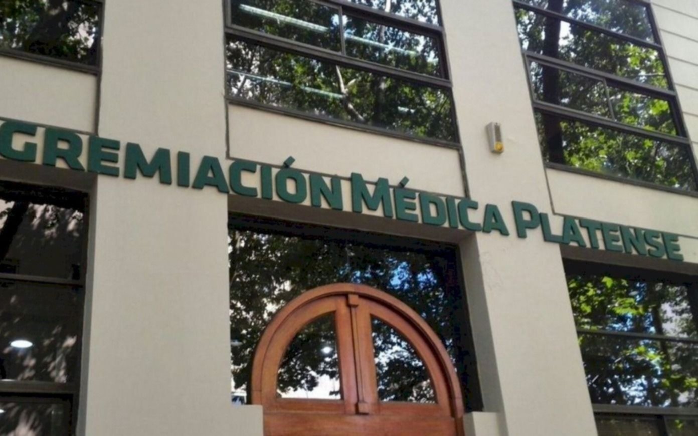 Cambio en la presidencia de la Agremiación Médica Platense