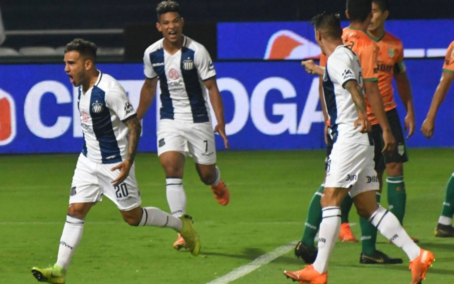 Talleres, en dramático final, le ganó a Banfield