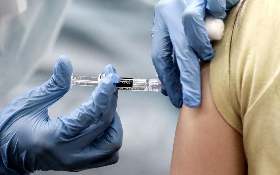 Cómo hizo Israel para lograr una masiva y veloz campaña de vacunación