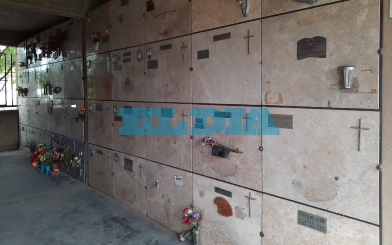 Otra denuncia por robo de placas en el Cementerio