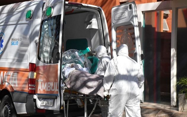 En 24 horas hubo casi 10 mil casos y 177 muertos