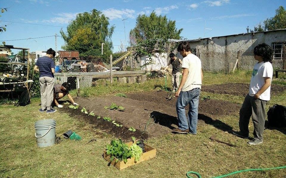 Entregan nuevo equipamiento para las huertas comunitarias
