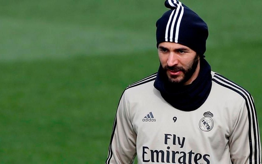 Sin su goleador Benzema, el Real Madrid chocará contra Valladolid