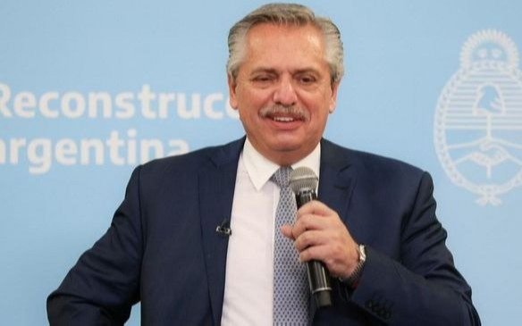 El Presidente viaja a México y se reunirá con empresarios