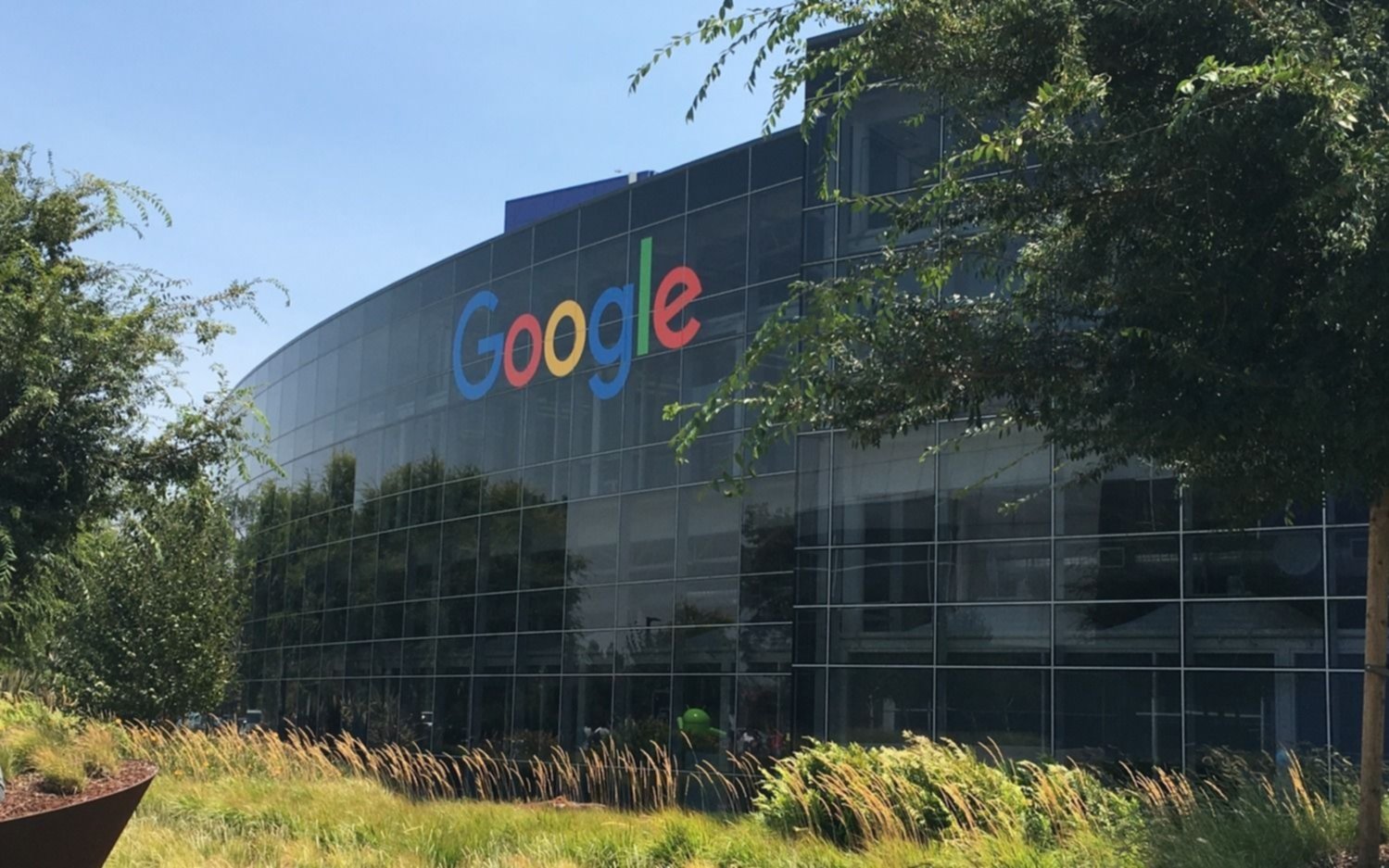 Google acusa a Microsoft de “oportunista corporativo”