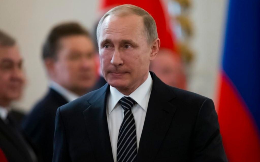 Tras recibir críticas, Putin será vacunado hoy contra el COVID-19