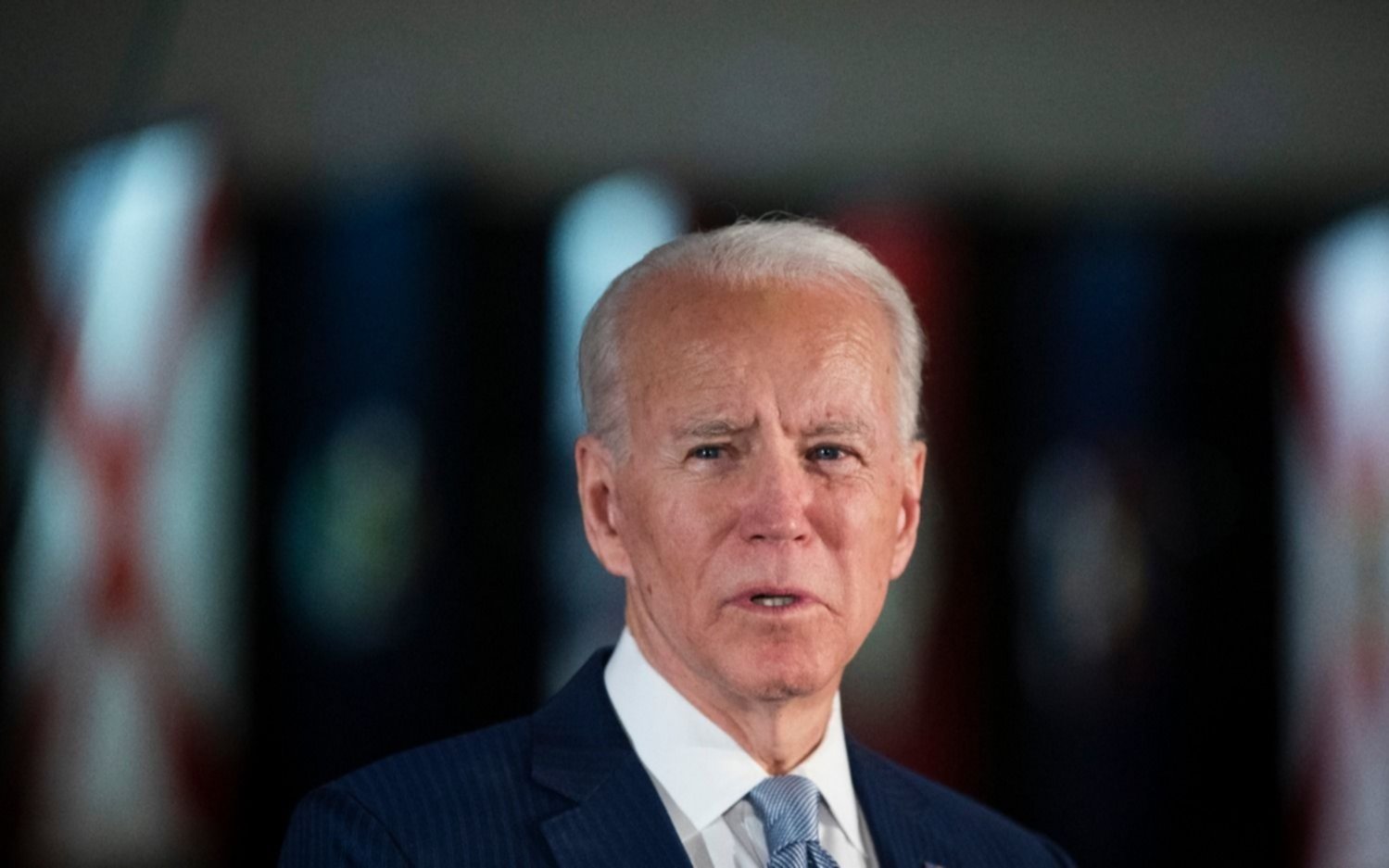 Biden pide que el Congreso apruebe su plan de obras para “liderar el mundo”