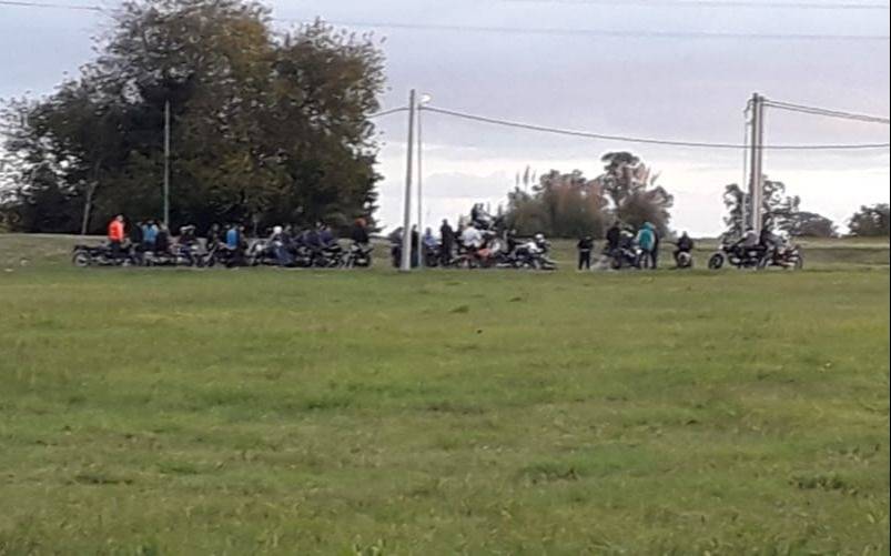 Quejas por picadas de motos en una zona de Gorina