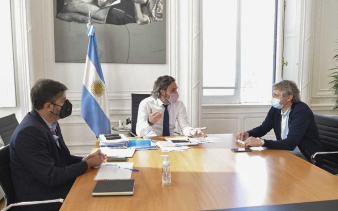 Una reunión para bajar la tensión política, y por más restricciones