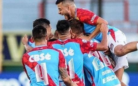 Arsenal no pudo como local con el Ceará