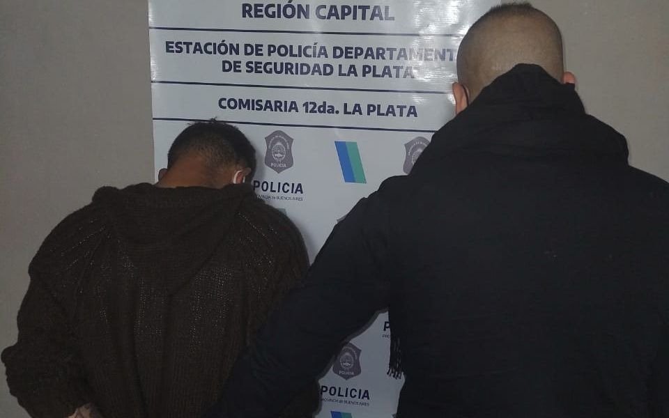 Arturo Seguí: encerró a su familia en un cuarto
