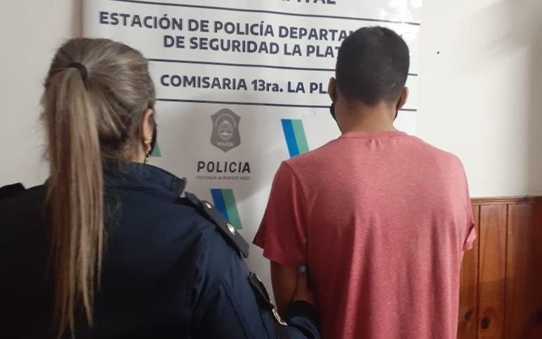 Detenido por atacar con un cuchillo a su hermano