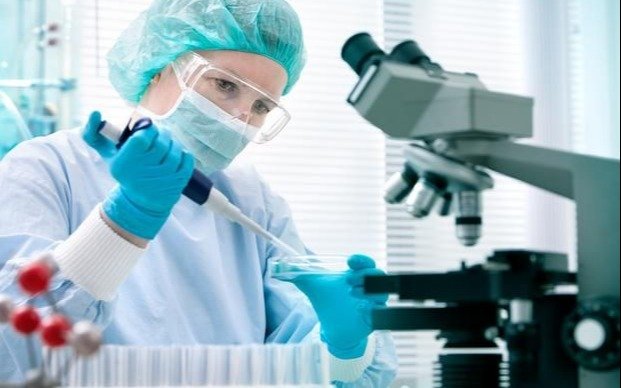La Provincia ya negocia la compra de vacunas con cinco laboratorios