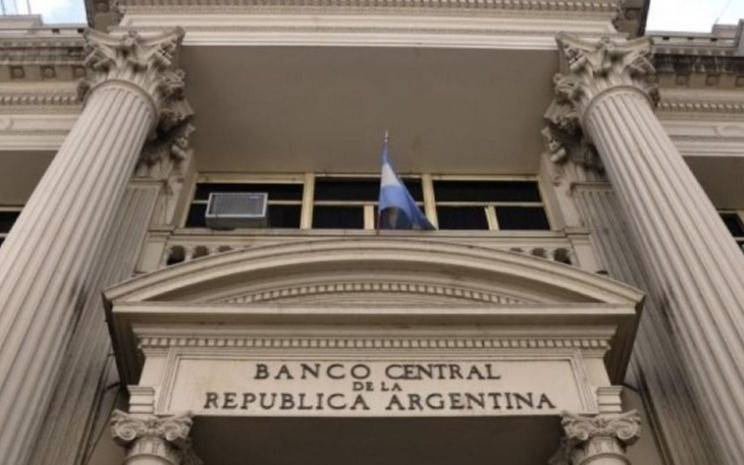 El Banco Central compró casi 2.100 millones de dólares en mayo