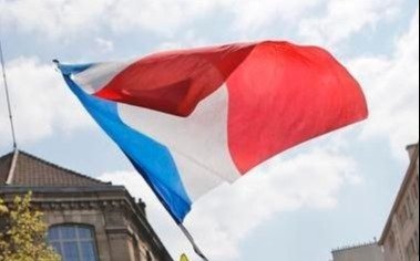 “Francia condena con firmeza estas medidas, que son incompatibles con un proceso electoral”
