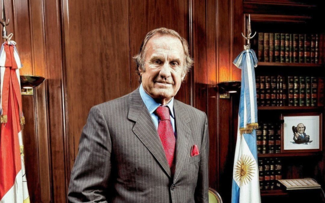 Carlos Reutemann continúa en cuidados intensivos