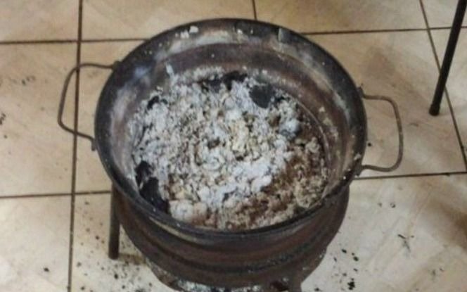 Investigan una muerte por intoxicación con un brasero