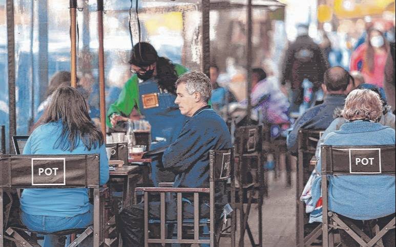Las restricciones de la Fase 3: en la Ciudad todo seguiría sin cambios por otras dos semanas