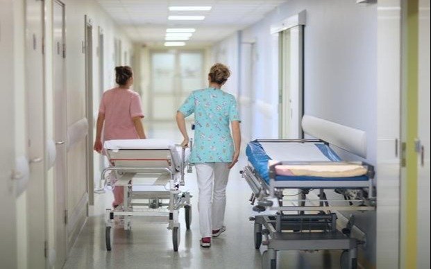 Un paro de trabajadores de la sanidad impactará en las clínicas de la Región