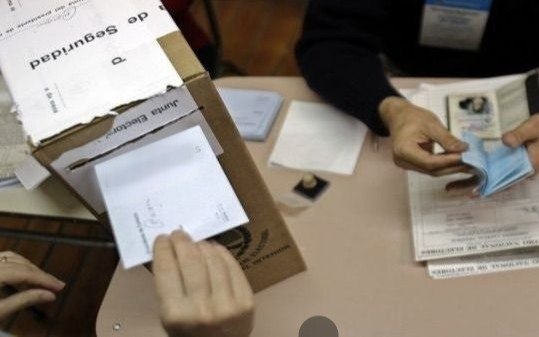 Pedido de veedores para la elección bonaerense