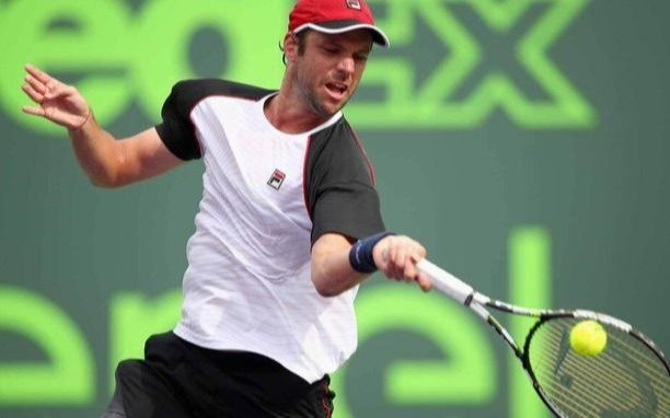 Zeballos va por el título en dobles