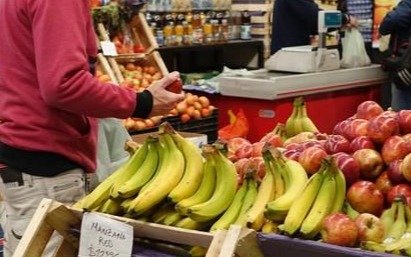 Renuevan acuerdo de precios accesibles en el Mercado Central