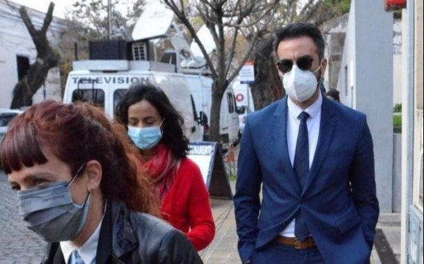 Luque pidió autorización para irse de vacaciones
