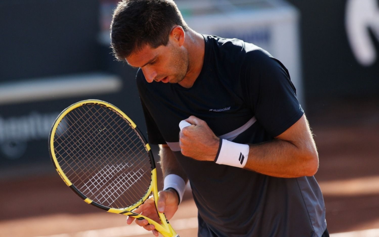 Delbonis avanzó a cuartos de final en Hamburgo y hoy enfrenta a Benoit Paire