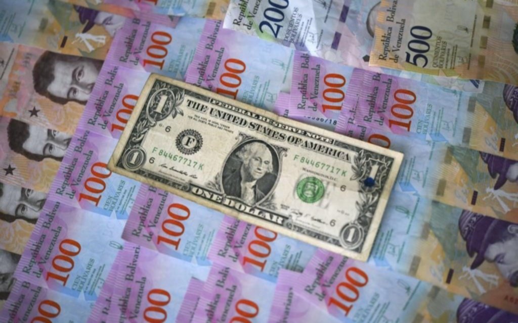 La moneda venezolana, “revaluada” como lienzo