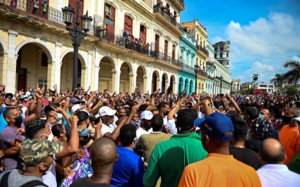 El gobierno de Cuba intenta aliviar la penuria alimentaria