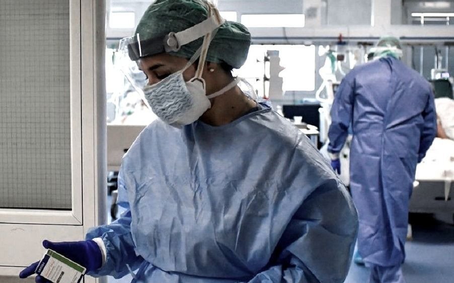 Hubo 135 muertes y más de 10 mil casos en 24 horas
