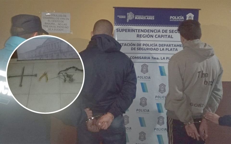 Uno robaba los cables y el otro una rueda de un auto estacionado: detenidos