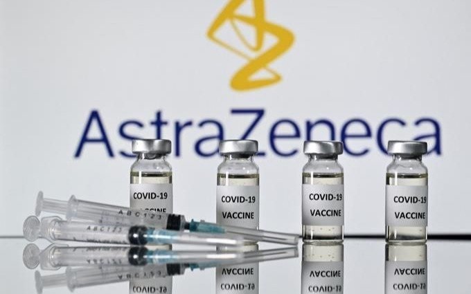 Llegan más vacunas de Sinopharm y de AstraZeneca